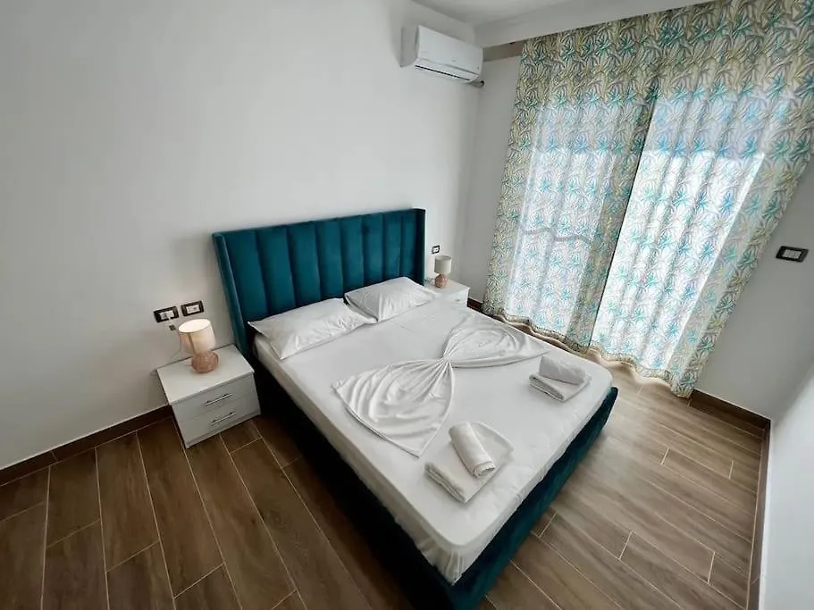 Apartment Escape Durres 0*,  Albania